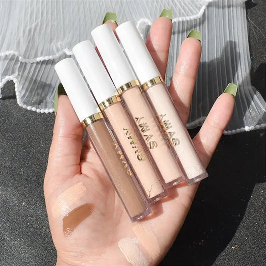 Crema de maquillaje corrector facial hidratante y duradero para cubrir manchas de acné y ojeras.