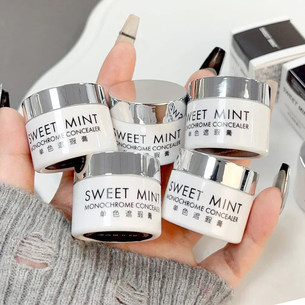 Paleta Correctora Cremosa Mate – Cubre Imperfecciones, Ojeras y Manchas | Acabado Profesional y Duradero